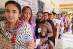 पंजाब में 48 बूथों पर रीपोलिंग जारी, 10 बजे तक इतने प्रतिशत मतदान