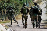   जम्मू कश्मीरः 5 मजदूरों की आतंकियों ने की हत्या, सुरक्षाबलों ने चलाया बड़ा सर्च ऑपरेशन
