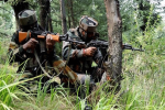 जम्मू-कश्मीर के शोपियां में सुरक्षा बलों ने 4 आतंकियों को किया ढेर